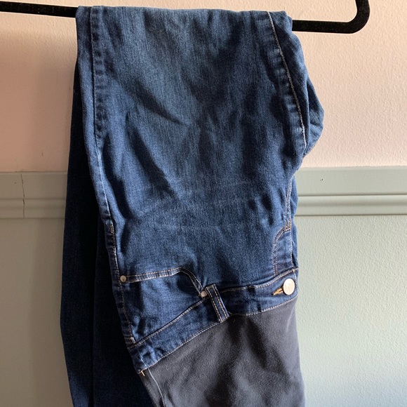 Thyme Maternity Jeans - Picture 2 of 2
